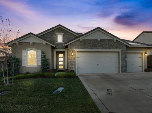 1242 Van Gogh Dr, Folsom, CA 95762-5256