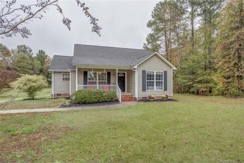 302 Garden Ridge Dr, York, SC 29745-8822