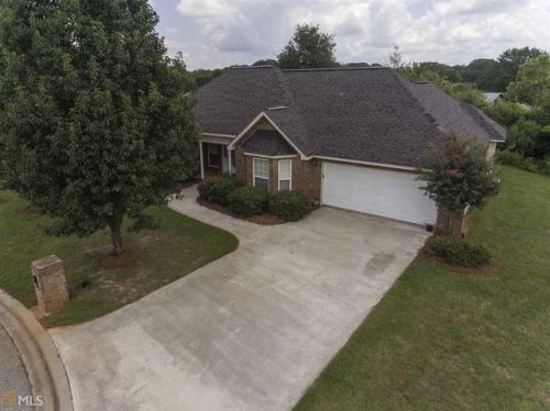206 Drake Ct, Kathleen, GA 31047-2071