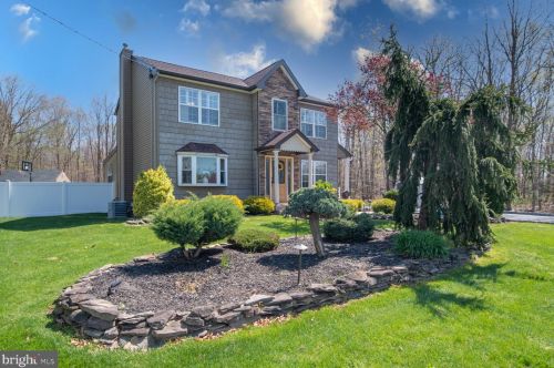 40 Central Ave, Erial, NJ 08081-9349