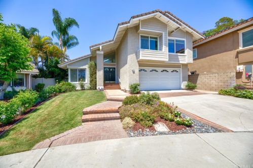 4 Glorieta, Irvine, CA 92620-1849