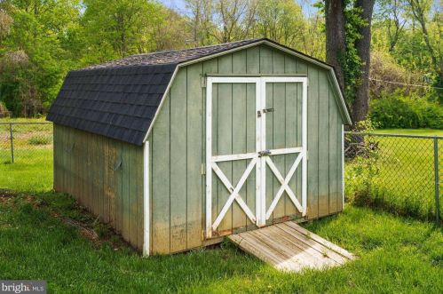 15405 Valencia St, Silver Spring MD exterior