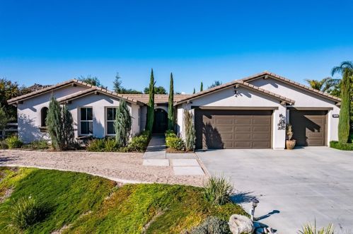 17810 Wildwood Creek Rd, Riverside, CA 92504-8842