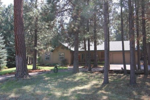 14414 Crossroads Loop, Black Butte Ranch, OR 97759-9810