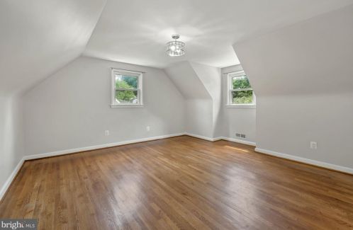 3919 Isbell St, Silver Spring MD 20906-4220 exterior