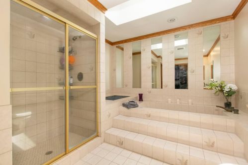 8731 Highwood Way, Saint Paul MN  55124-9455 exterior