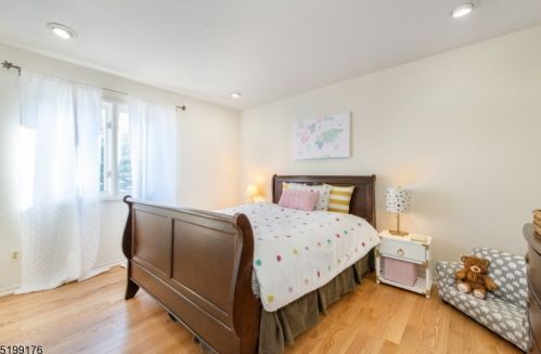 2 Brookview Cir, Dover NJ  07869-4636 exterior