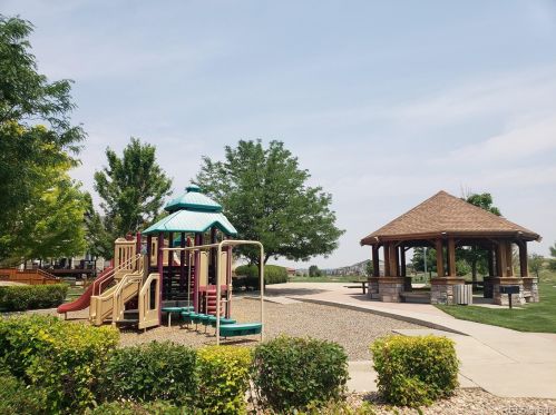 8467 Canyon Rim Cir, Englewood CO 80112-4727 exterior