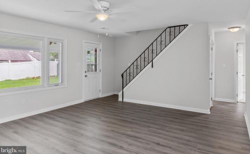 15 Spindletop Ln, Willingboro, NJ 08046-1416