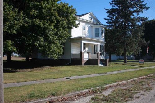 208 5th Ave, Nekoma, IL 61490-5258