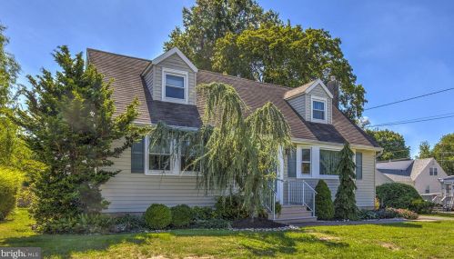 103 Susan Dr, Trenton, NJ 08638-1524