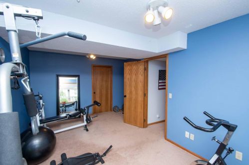 9063 Duckwood Trl, Saint Paul MN  55125-8687 exterior