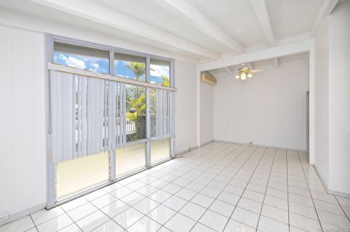 765 Aipo St, Honolulu HI  96825-2525 exterior