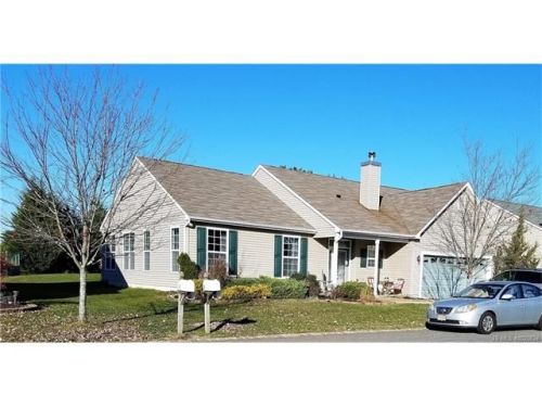 6 John Adams Ct, Lakehurst, NJ 08759-5169