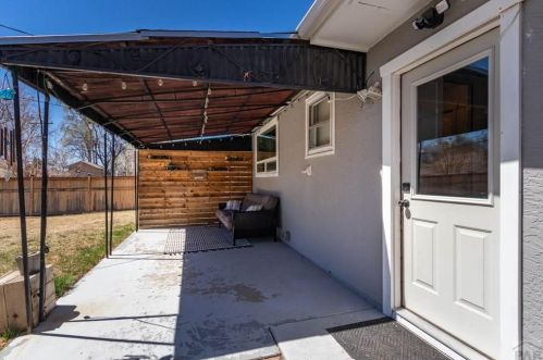 1216 Alexander Cir, Pueblo CO  81001-2021 exterior