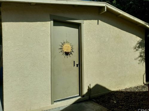 6510 Palm Ave, Riverside CA  92506-2315 exterior