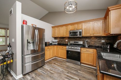 494 Savannah Ln, Lemont IL  60440-5086 exterior