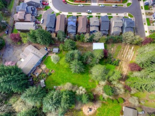 3300 River Rd, Beaverton OR  97123-9223 exterior