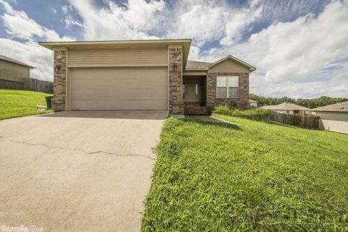 140 Weathering Dr, Austin, AR 72007-9700