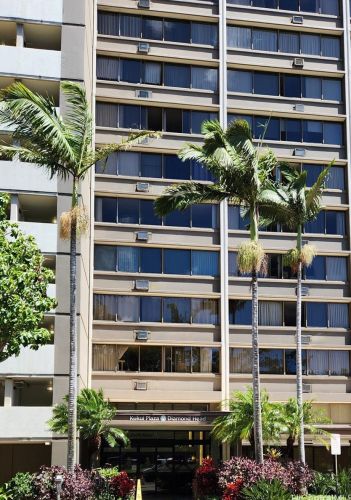 55 Kukui St, Honolulu HI  96817-4171 exterior