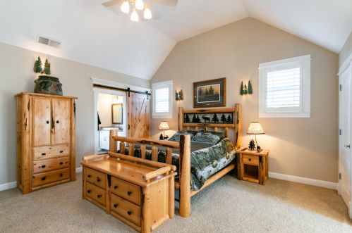 30999 Grooms Rd, Valley Home CA 95361-7513 exterior