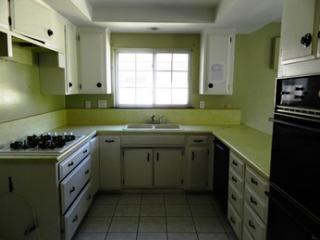 2861 South St, Anaheim CA  92806-4429 exterior