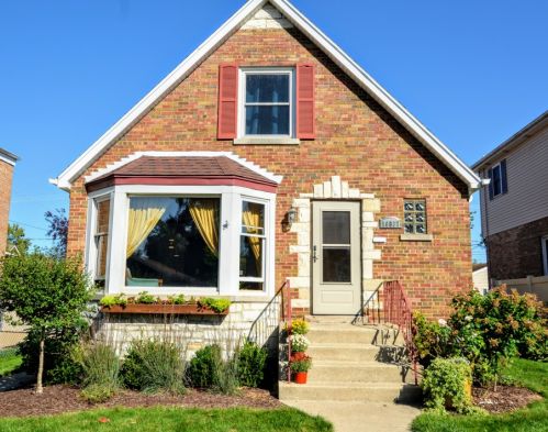 10837 Talman Ave, Chicago, IL 60655-1726