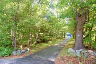 66 Pleasant St, Chichester, NH 03258-6321
