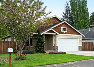 212 1st Pl, Everson, WA 98276-9141