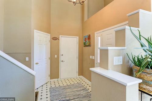 7001 Rolling View Dr, Saint Cloud, MN 56303-0154