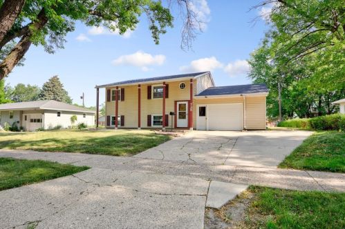 729 Washington Ave, Fairmont, MN 56031-4359
