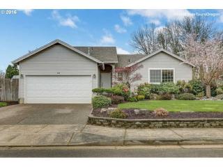 730 Logan Ln, Dundee, OR 97115-9663