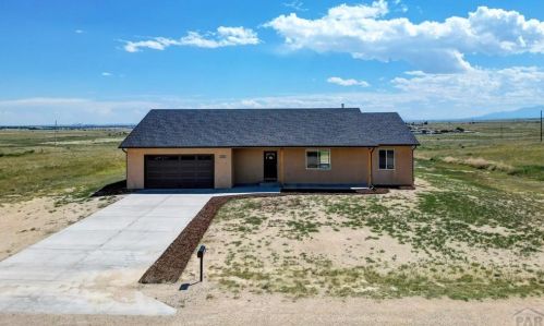 1518 Ithaca Dr, Pueblo CO  81007-2348 exterior