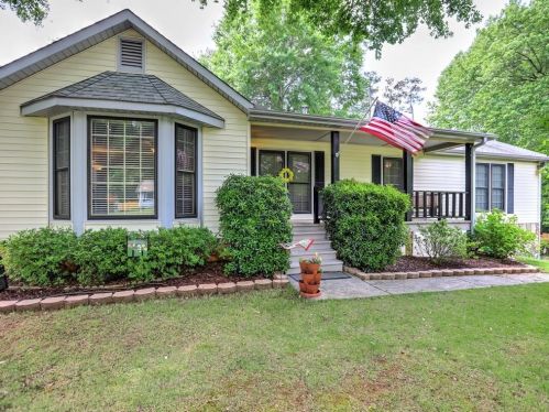 216 Lexington Dr, Holly Springs, GA 30188-2916