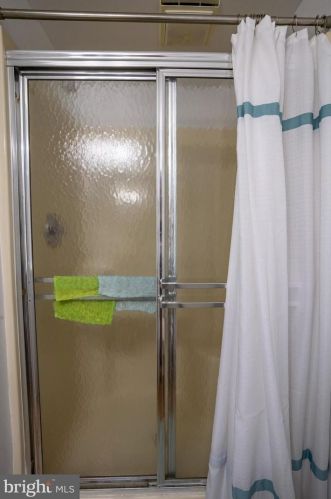 41 Springhouse Rd, Lancaster PA  17603-6619 exterior