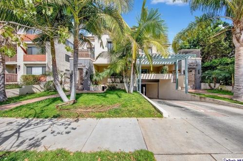 1130 Campbell St, Glendale, CA 91207-1674