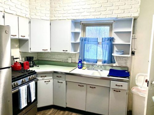 7613 Oak Ave, Gary IN  46403-1362 exterior