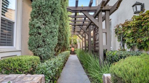 55 Bower Tree, Irvine CA  92603-0107 exterior
