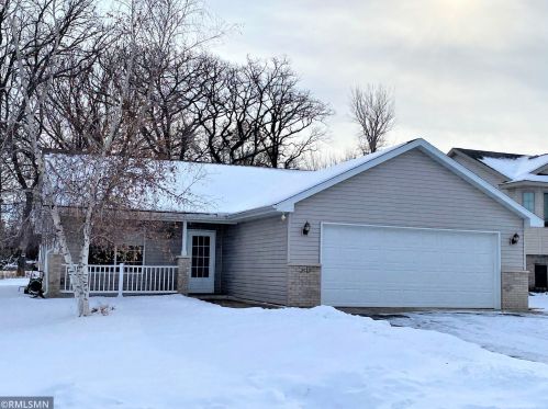 2532 42nd Ave, Saint Cloud, MN 56301-5489