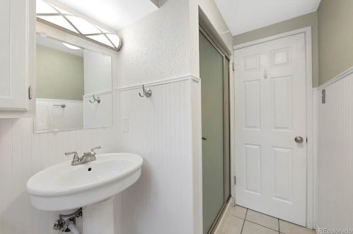 6532 Cornell Ave, Denver CO  80224-2752 exterior