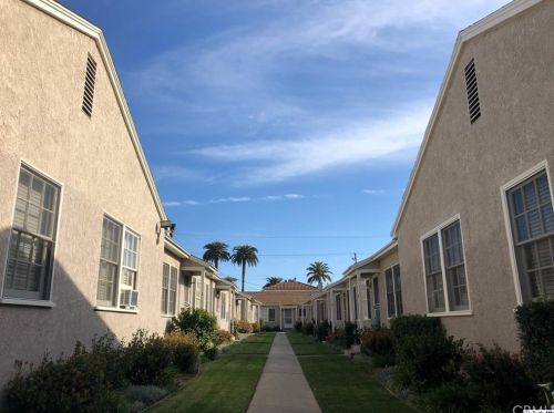 440 Stocker St, Glendale CA  91202-2331 exterior