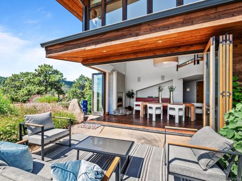 807 Timber Ln, Boulder CO  80304-0487 exterior