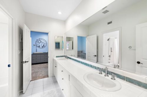 15 Calle Saltamontes, San Clemente CA  92673-7004 exterior