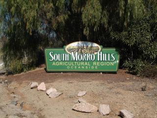 468 Sleeping Indian Rd, Oceanside, CA 92057-3101