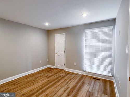 36 Pennydog Ct, Silver Spring MD  20902-4168 exterior