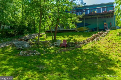 423 Shannondale Rd, Harpers Ferry WV 25425-4564 exterior