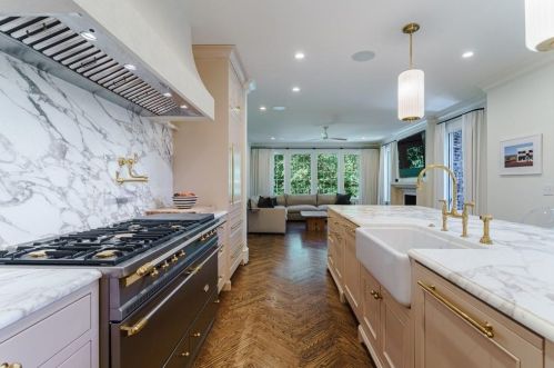 3180 Arden Rd, Atlanta GA  30305-1912 exterior