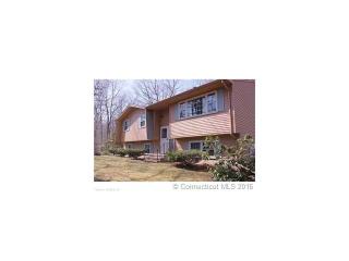 69 Sugarbush Dr, Guilford, CT 06437-1209