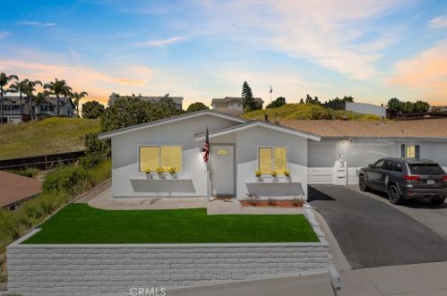 3309 Buena Hills Dr, Oceanside, CA 92056-4129