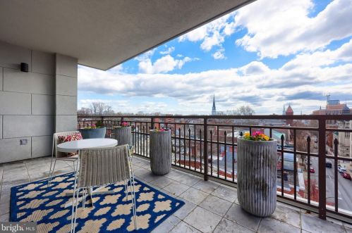 201 Duke St, Lancaster PA  17602 exterior